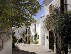 EN- Cozy Andalusian style townhouse in Marbella